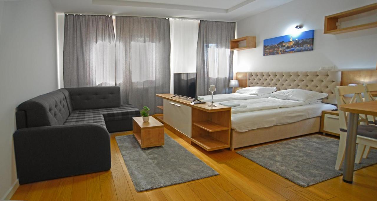 A Blok A8 Apartment Bezanija Exterior photo